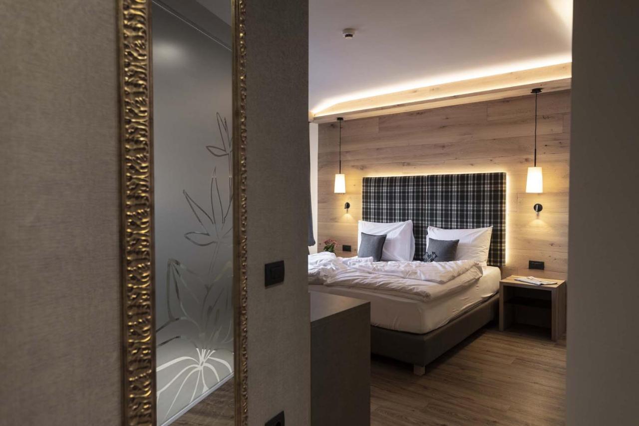 Ariston Lake View Hotel Molveno Bagian luar foto