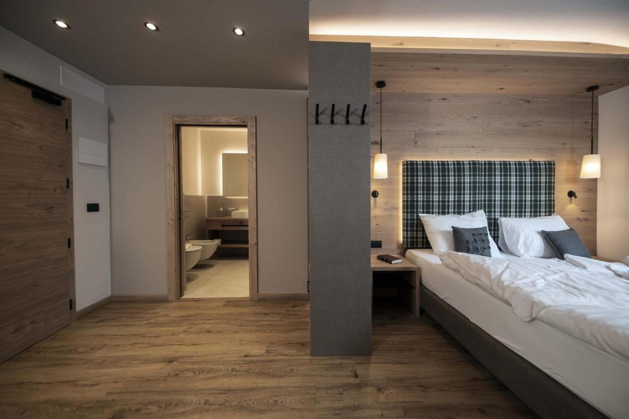 Ariston Lake View Hotel Molveno Bagian luar foto