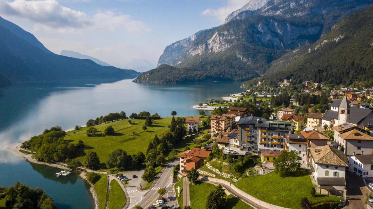 Ariston Lake View Hotel Molveno Bagian luar foto