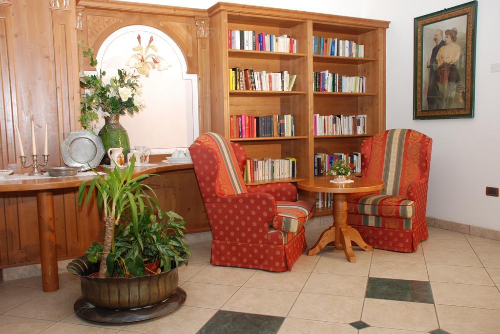 Ariston Lake View Hotel Molveno Bagian luar foto