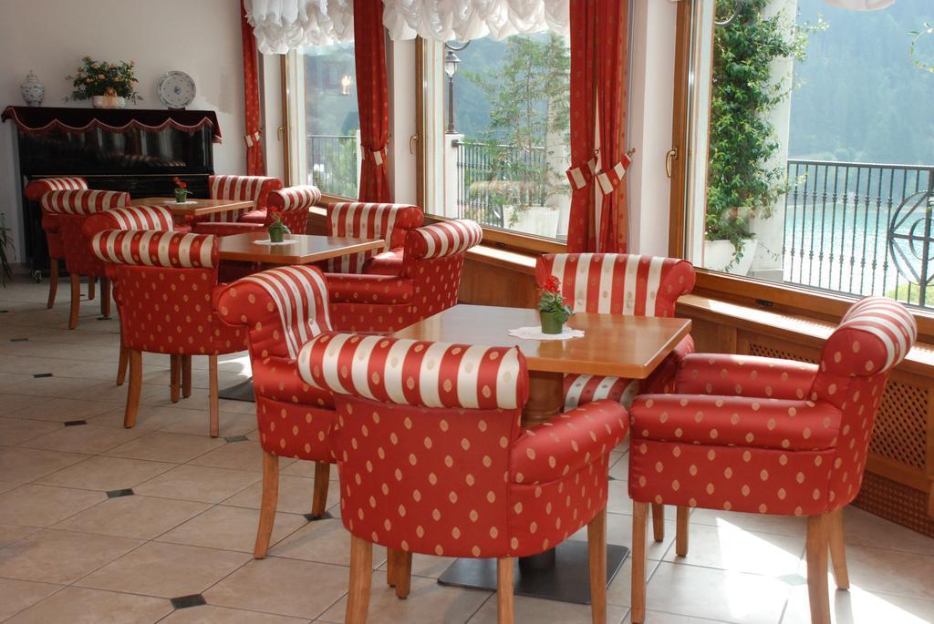 Ariston Lake View Hotel Molveno Bagian luar foto