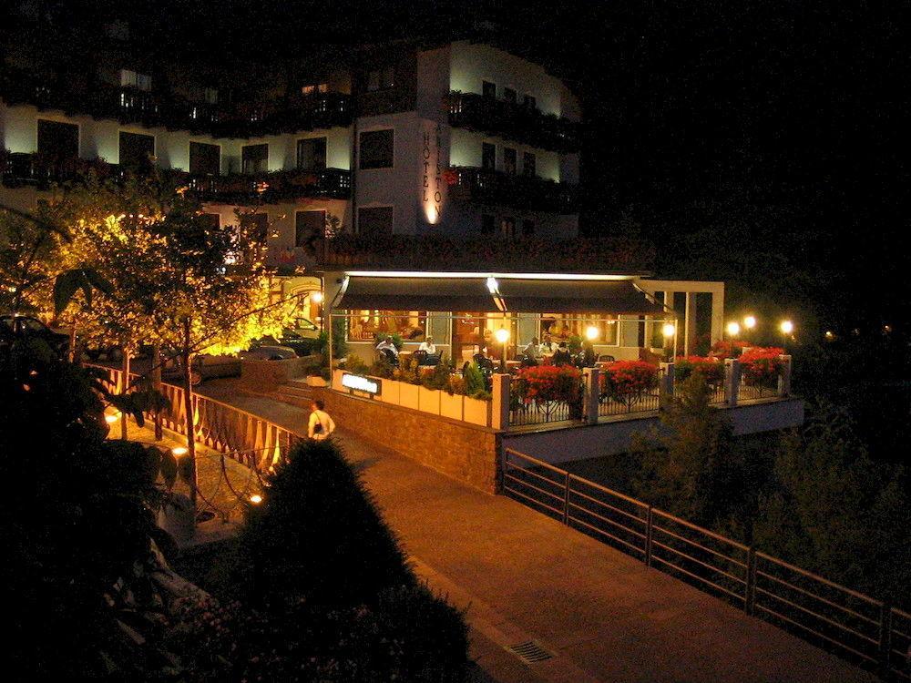 Ariston Lake View Hotel Molveno Bagian luar foto