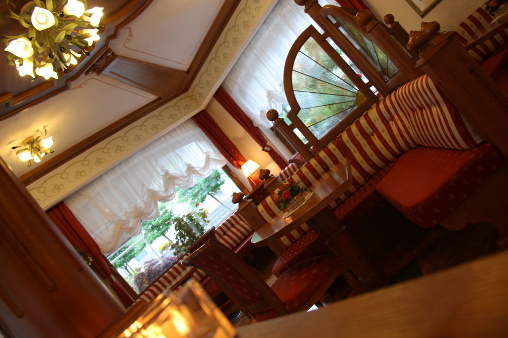 Ariston Lake View Hotel Molveno Bagian luar foto