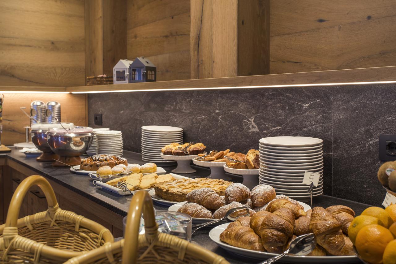 Ariston Lake View Hotel Molveno Bagian luar foto
